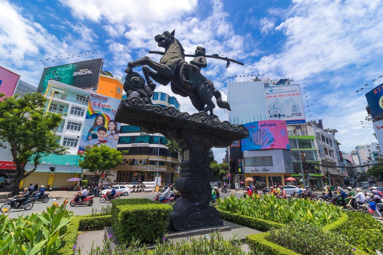 Saigon Night Hotel Хошимин Экстерьер фото